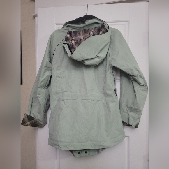 Solstice Jacket - Picture 3 of 4